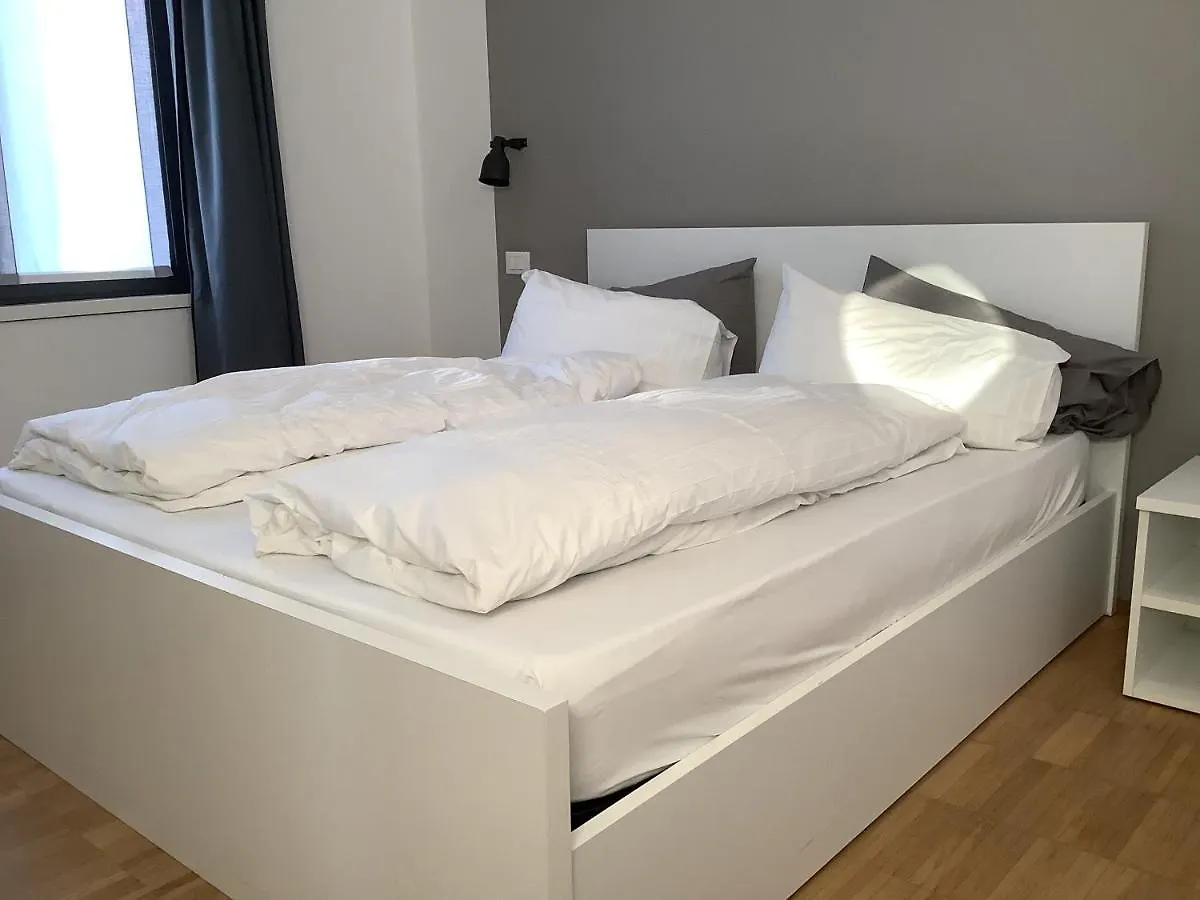 Foresteria Gavazzeni Bergamo 0*,  Olaszország